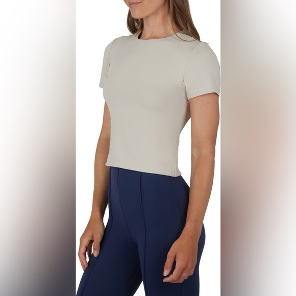 YOGALICIOUS Contour Cali T-Shirt, NACREOUS CLOUD, Size X-Large - Picture 3 of 3